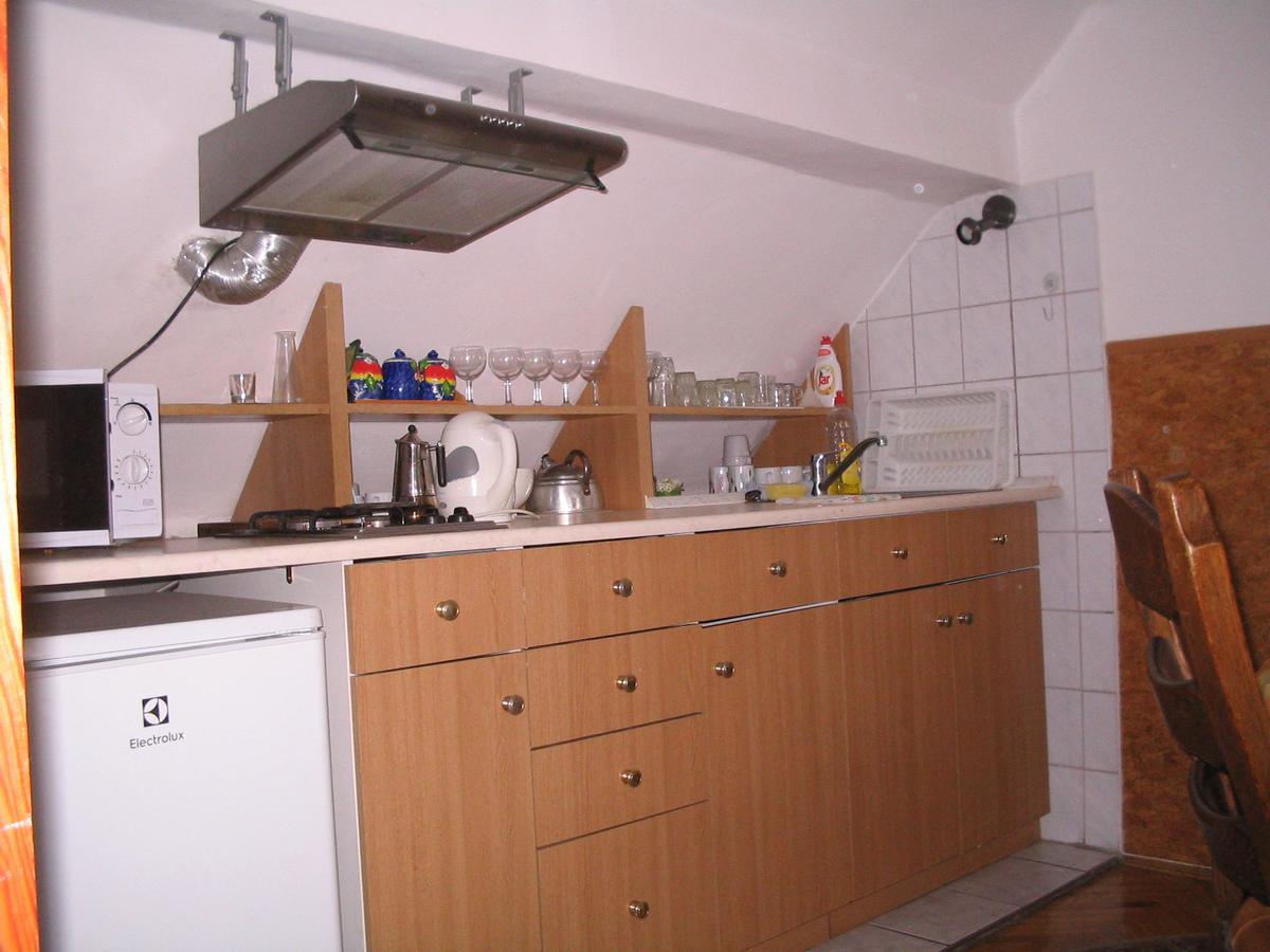 ホテル Burg エゲル エクステリア 写真
